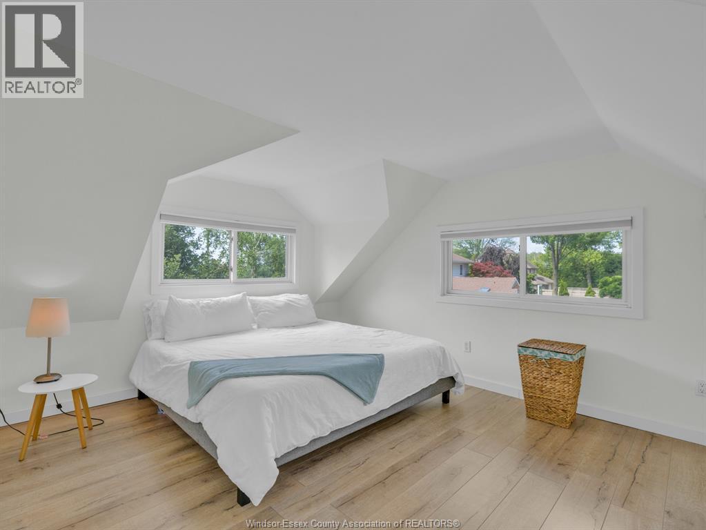 320 LAKEVIEW AVENUE - 27