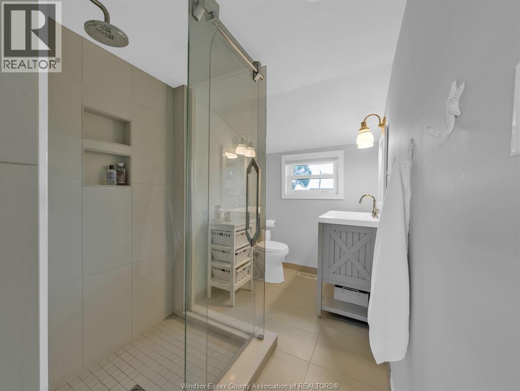 320 LAKEVIEW AVENUE - 29