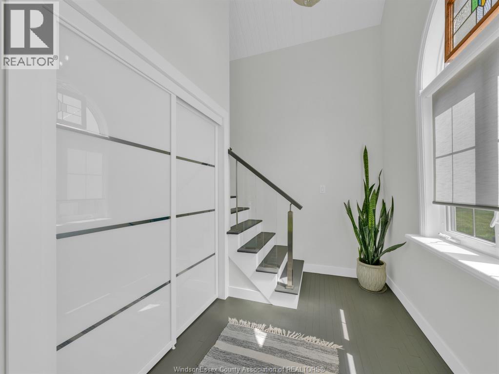 320 LAKEVIEW AVENUE - 9