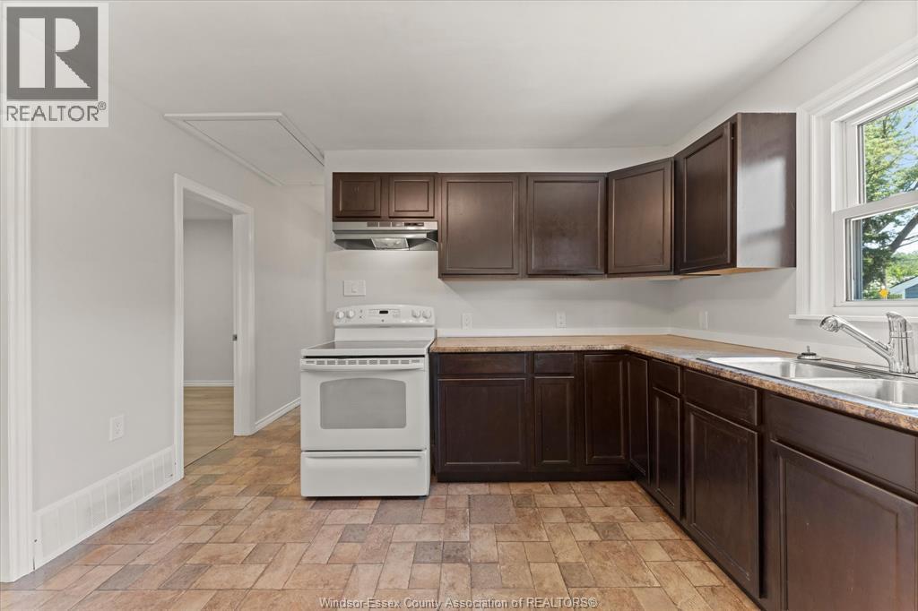 1740 JEFFERSON - 9