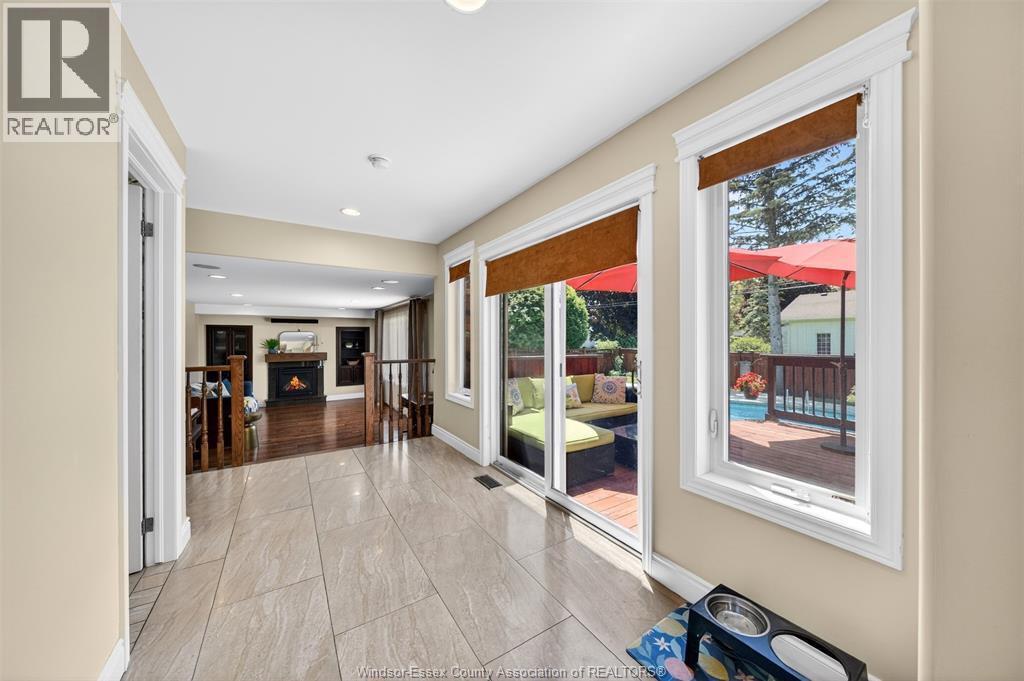 3595 HUNTINGTON - 20