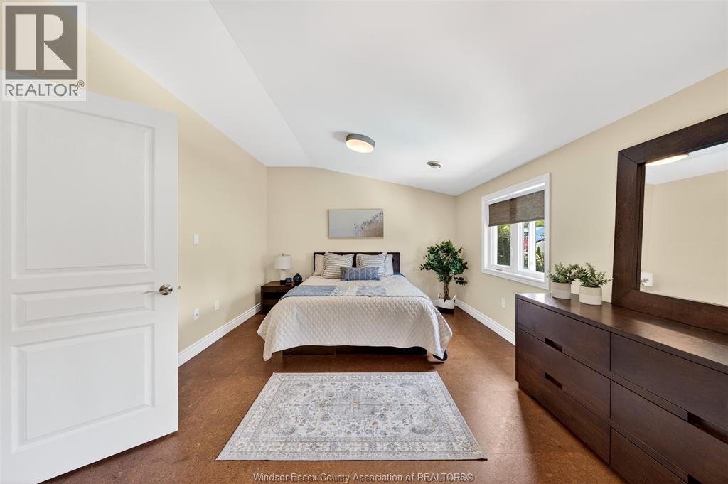 3595 HUNTINGTON - 41