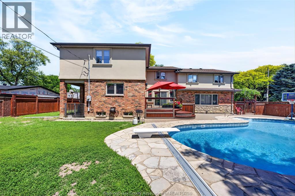 3595 HUNTINGTON - 7