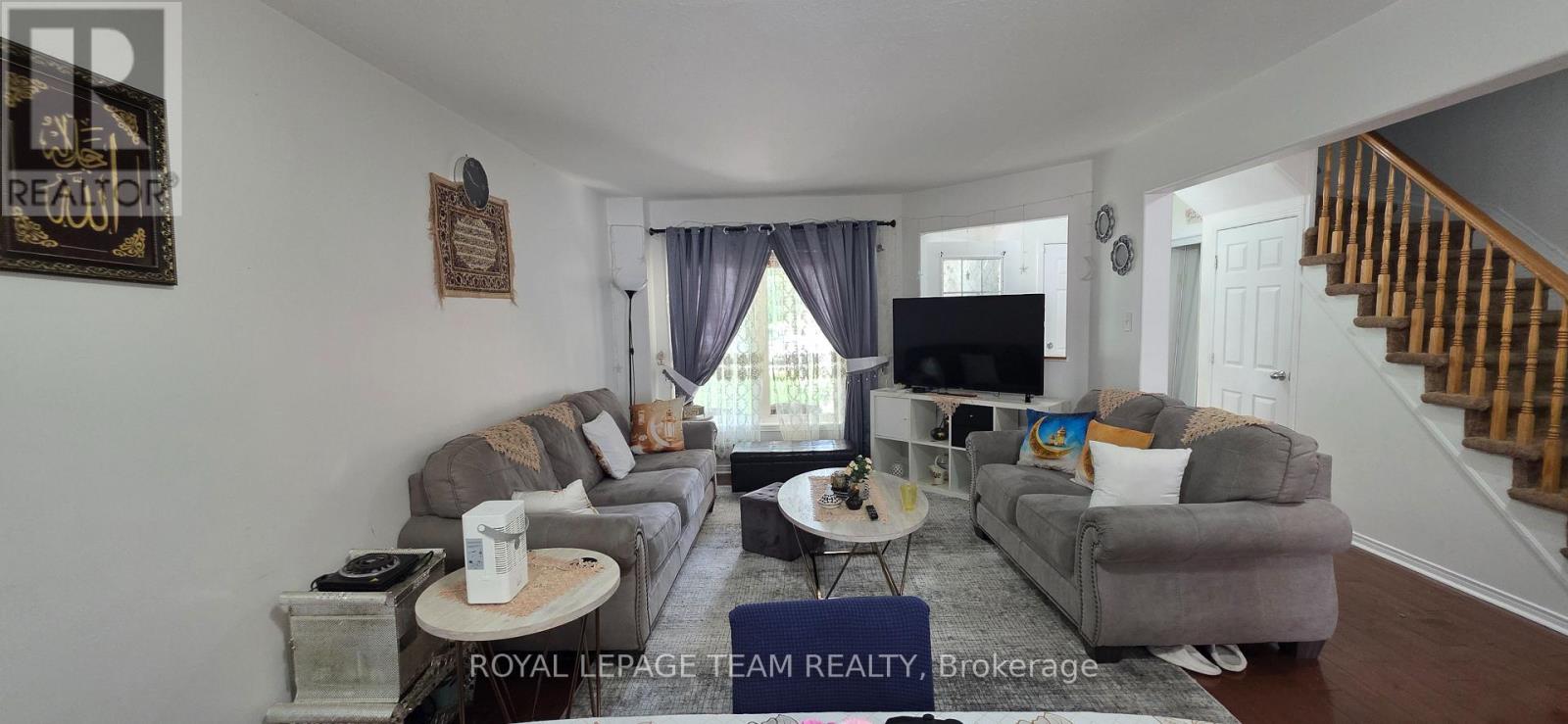 175 MOUNTSHANNON DRIVE - 4