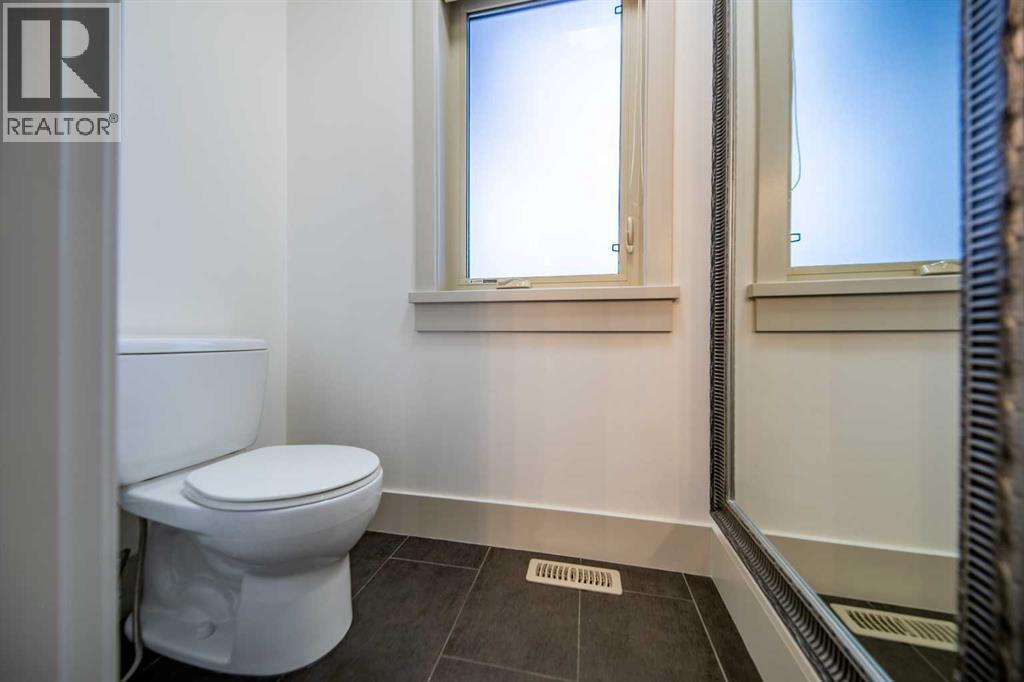8830 60 Avenue - 26