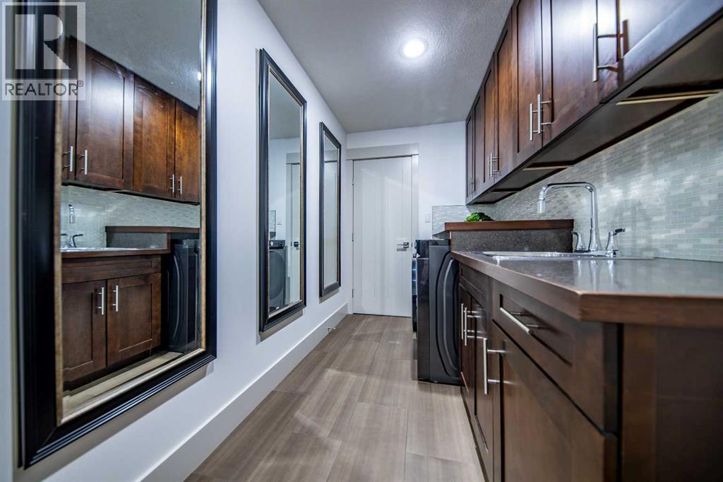 8830 60 Avenue - 14
