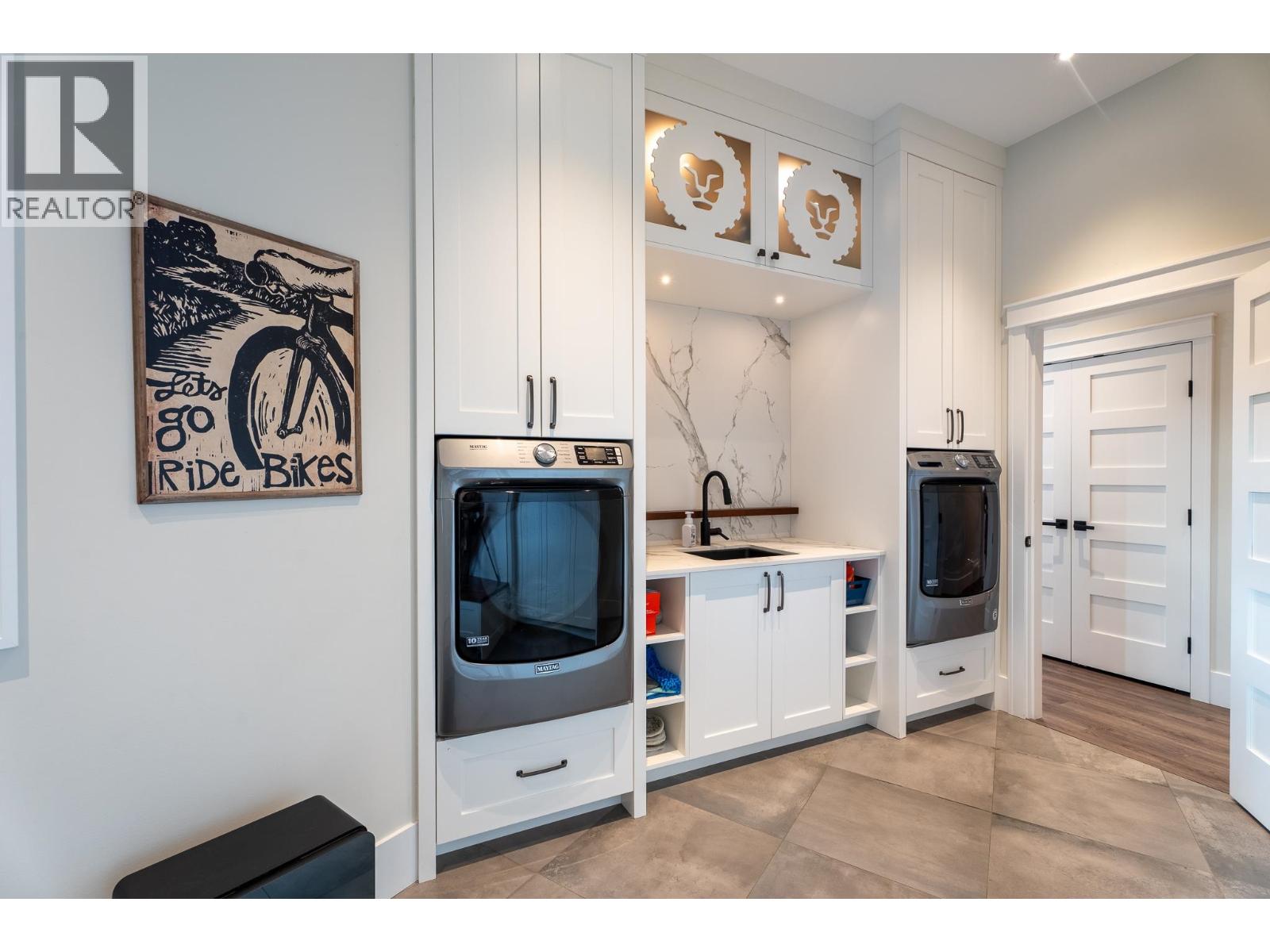 Photo 25 of 39 — 3955 LARISA COURT · Prince George, BC