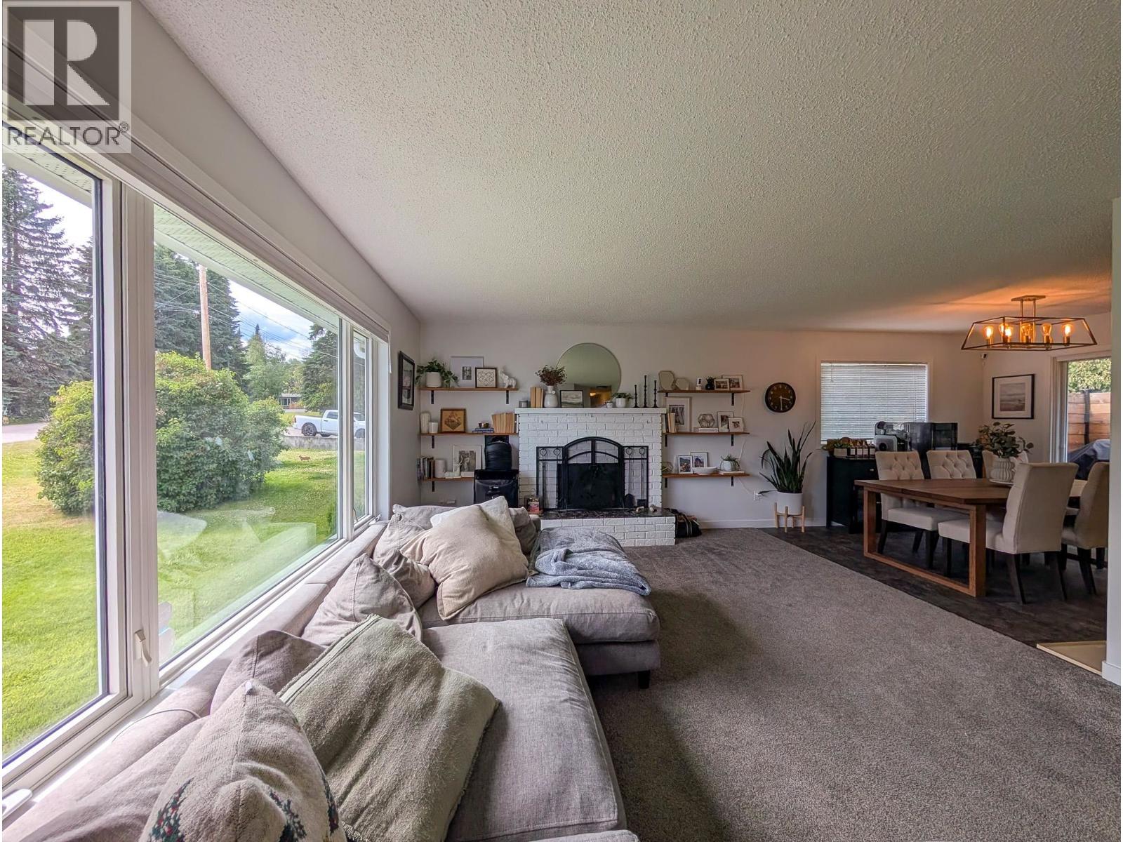 2910 WILDWOOD CRESCENT - 19