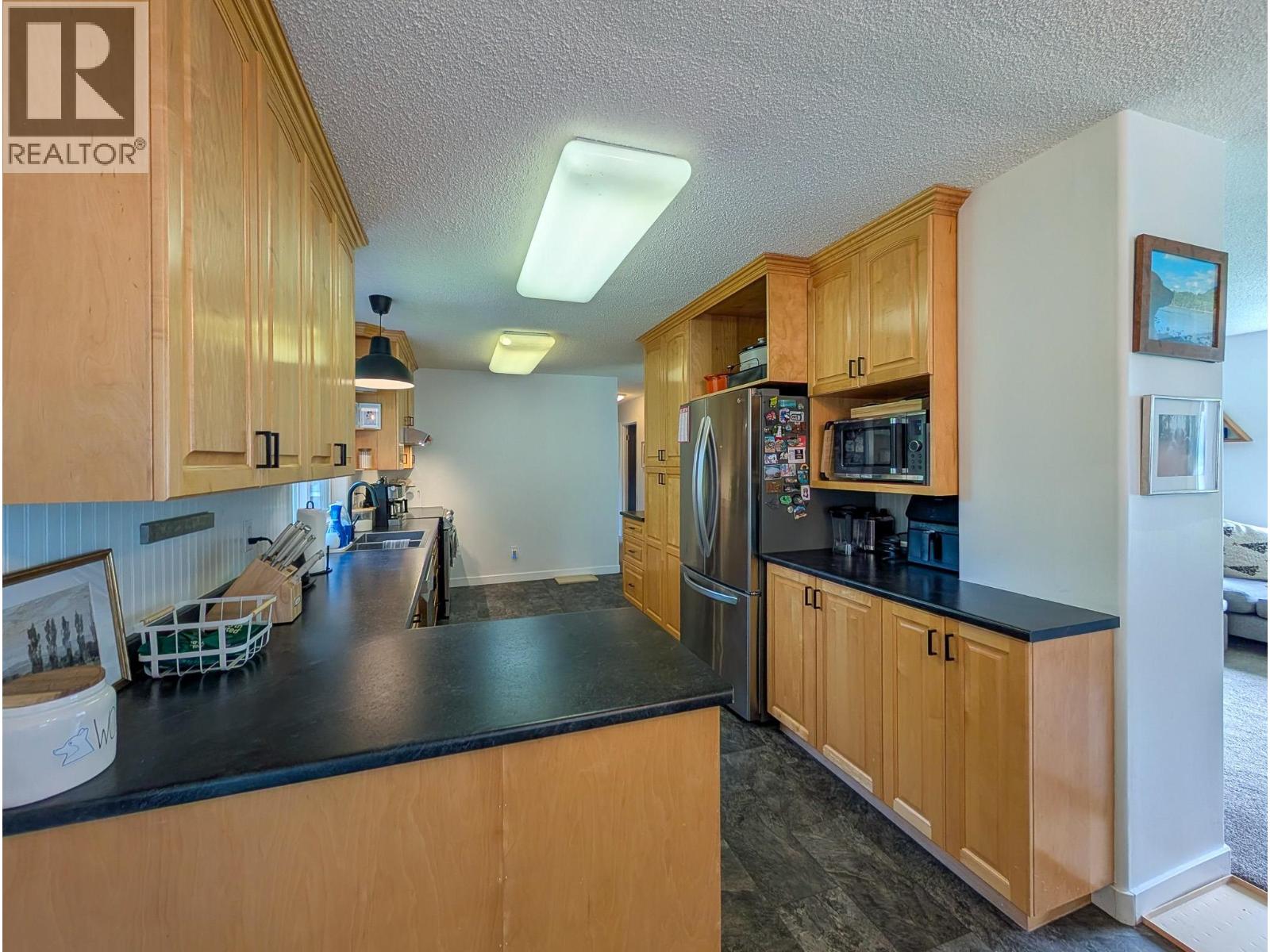 2910 WILDWOOD CRESCENT - 25