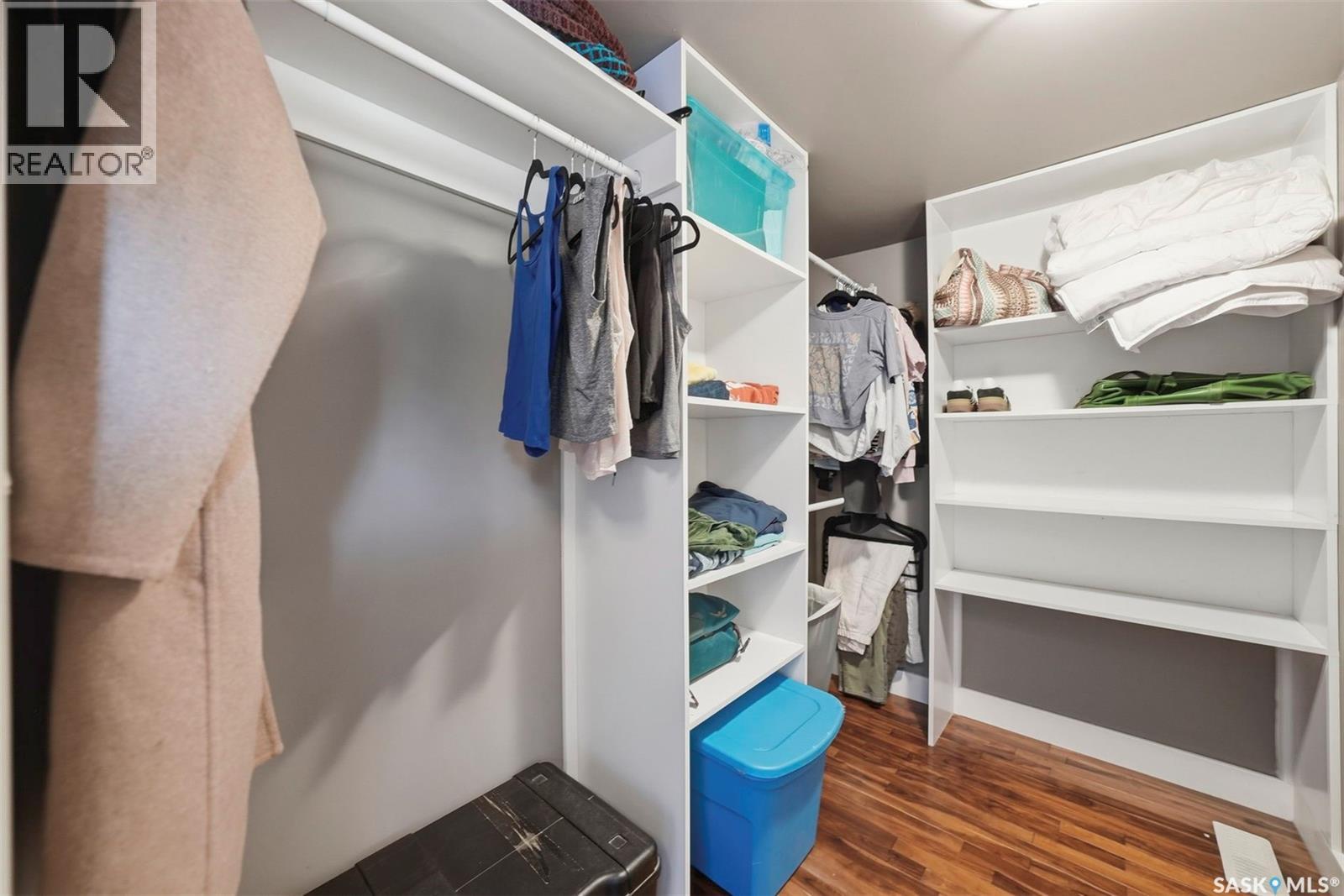 2218 St Andrews AVENUE - 23