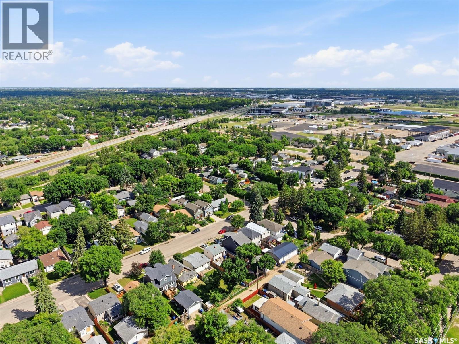 2218 St Andrews AVENUE - 47