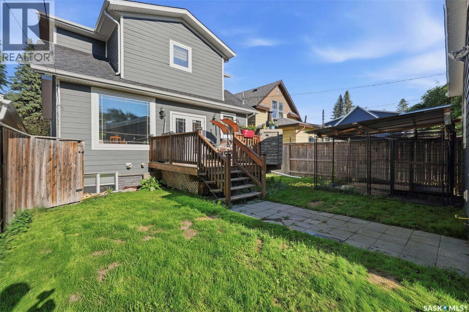 2218 St Andrews AVENUE - 39