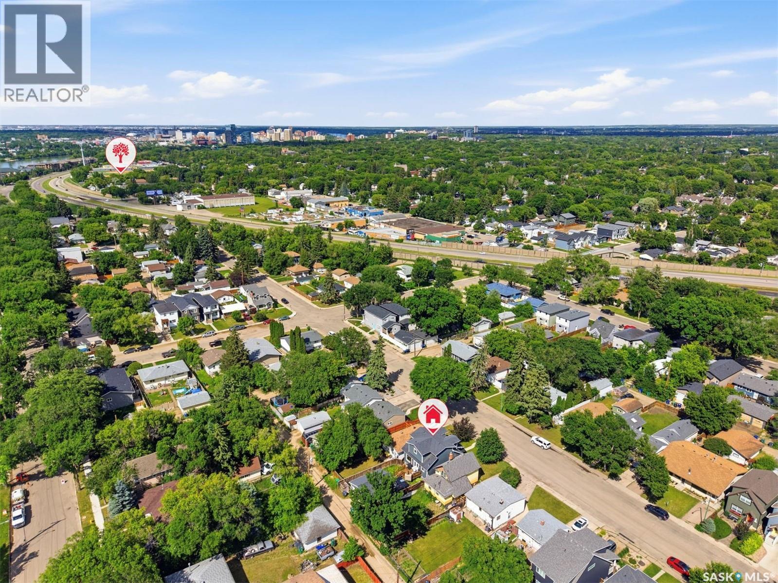 2218 St Andrews AVENUE - 50