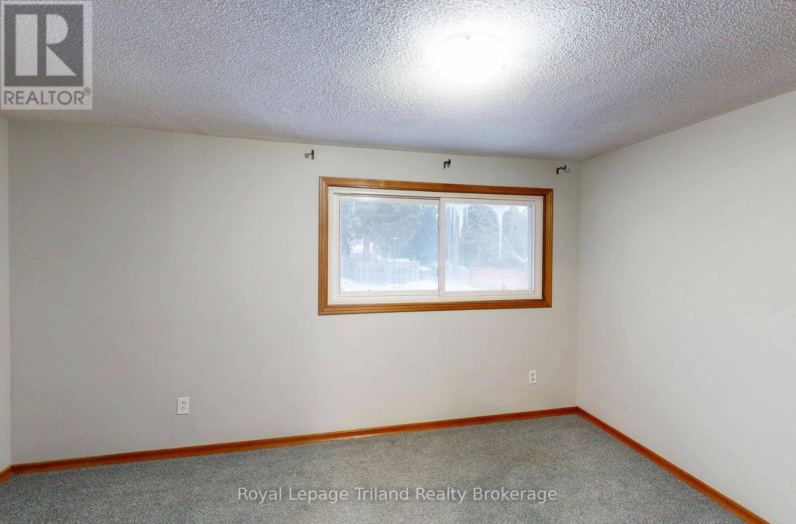 653 NORTHDALE DRIVE - 8