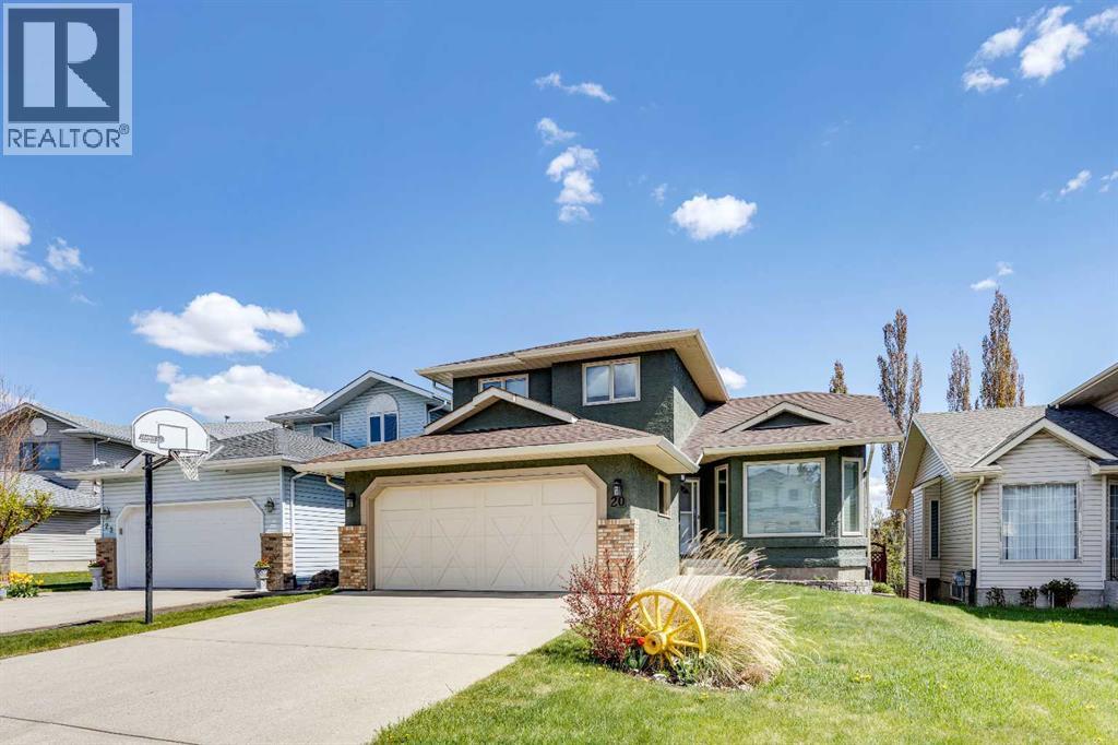 20 MacEwan Ridge View NW - 1