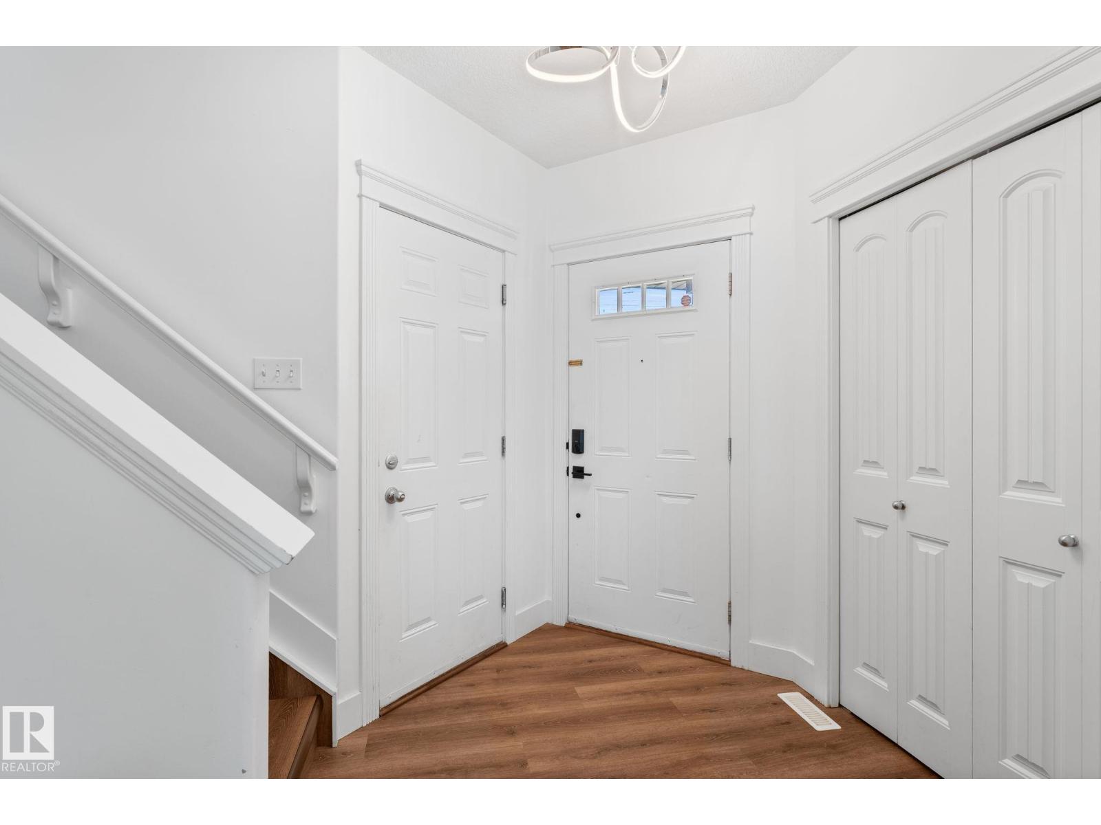 5964 164 AV NW - 3