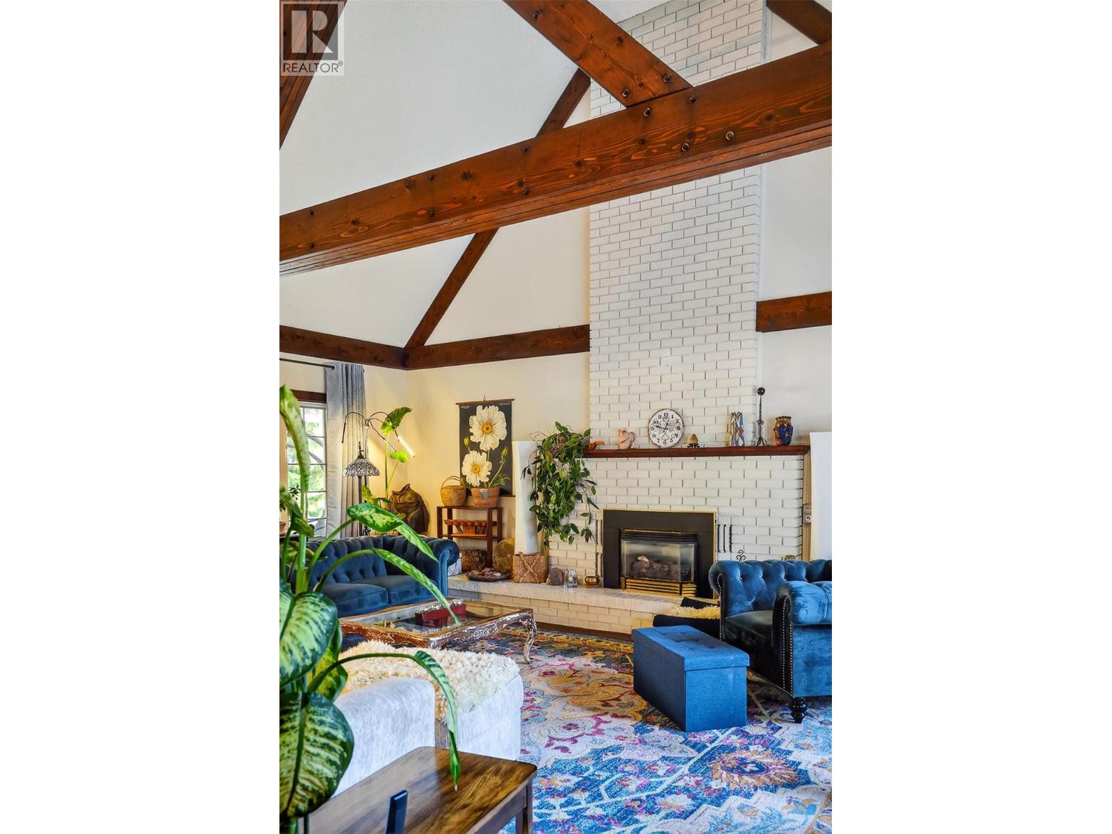 6119 PIPPERS Lane - 9