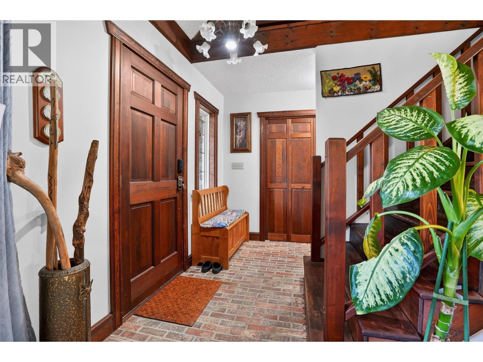 6119 PIPPERS Lane - 7