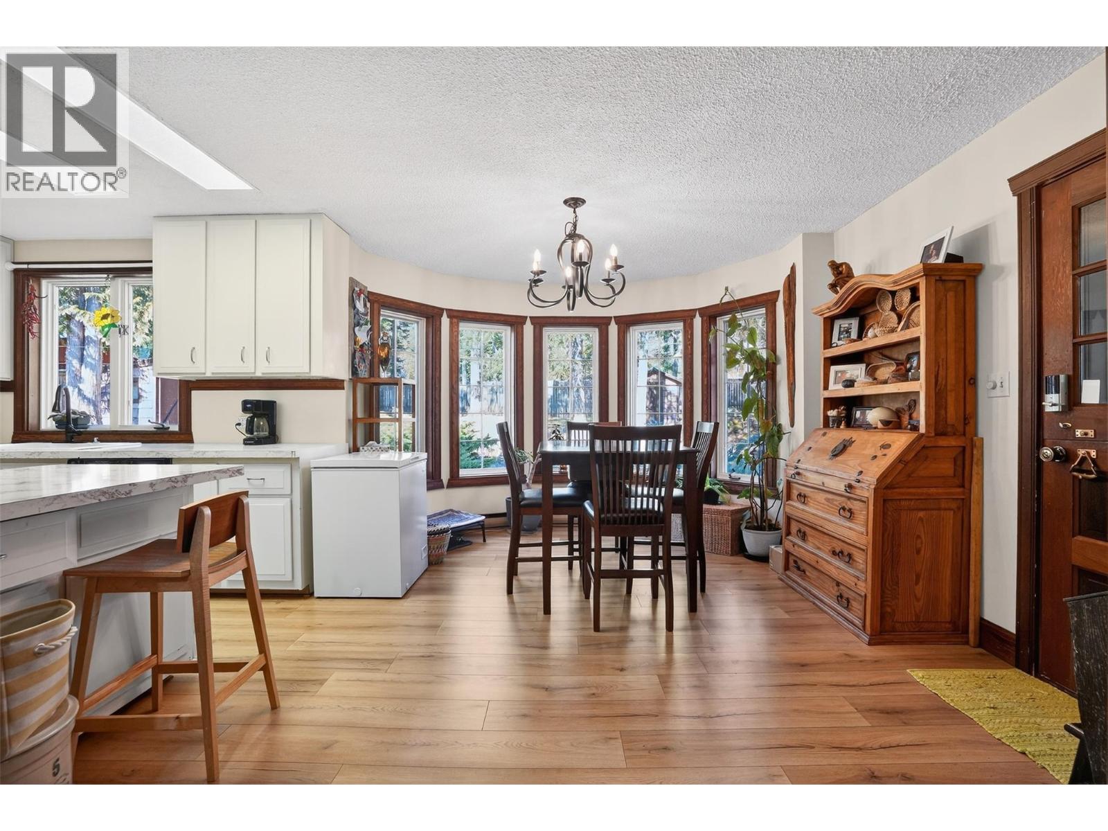 6119 PIPPERS Lane - 21