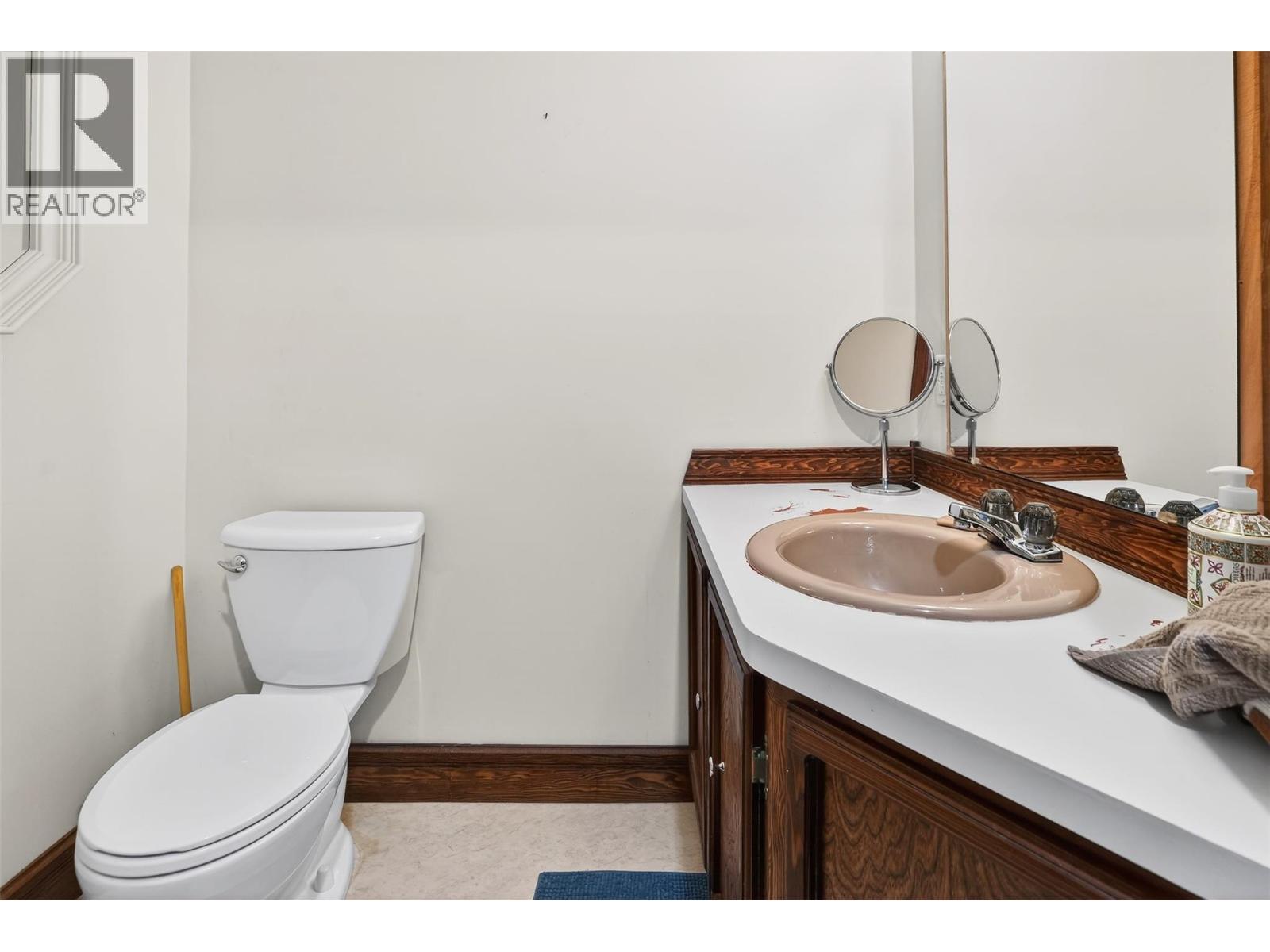 6119 PIPPERS Lane - 32