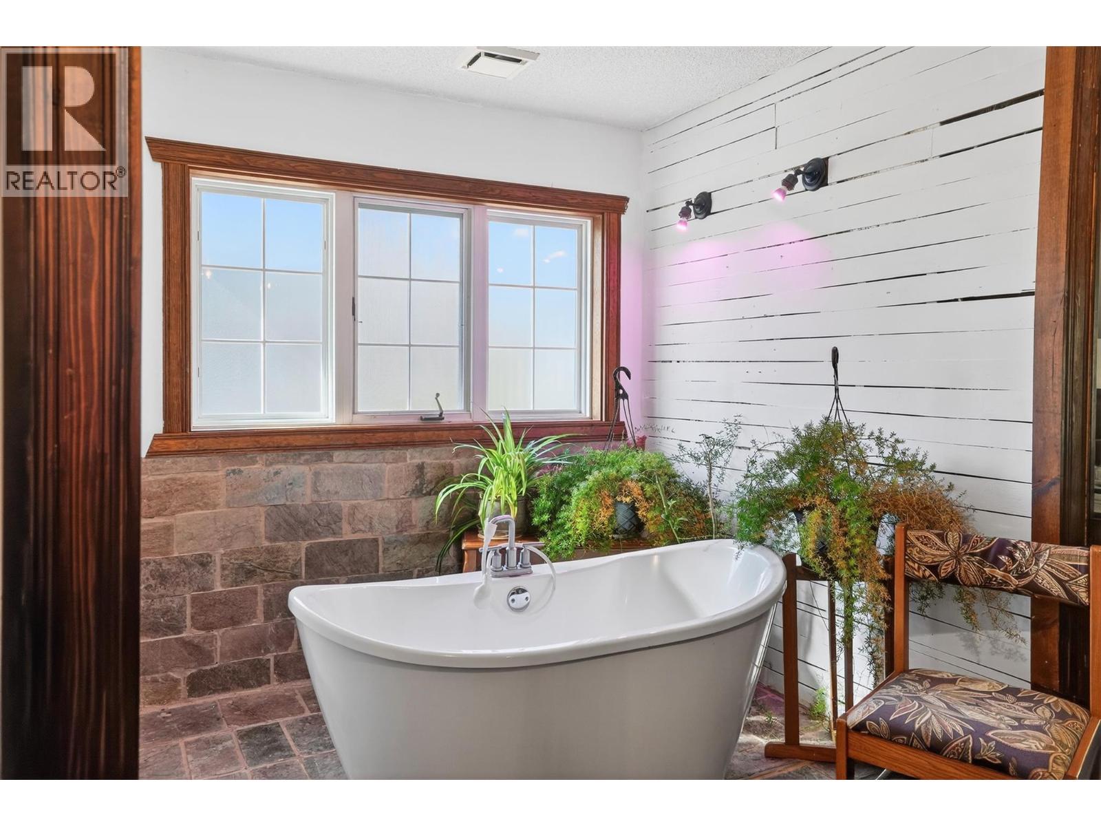 6119 PIPPERS Lane - 46
