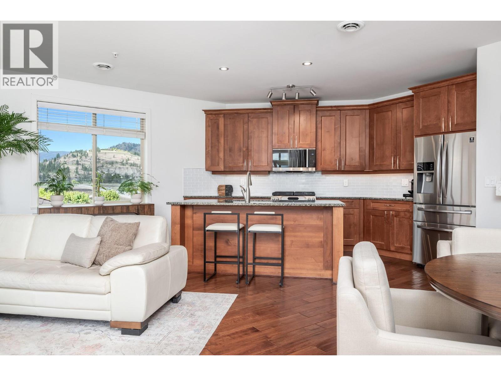 #6404 4026 Pritchard Drive N - 4