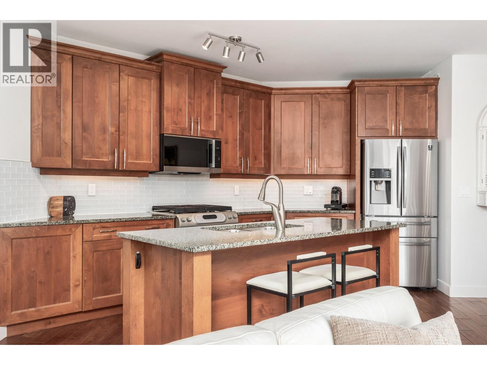 #6404 4026 Pritchard Drive N - 23