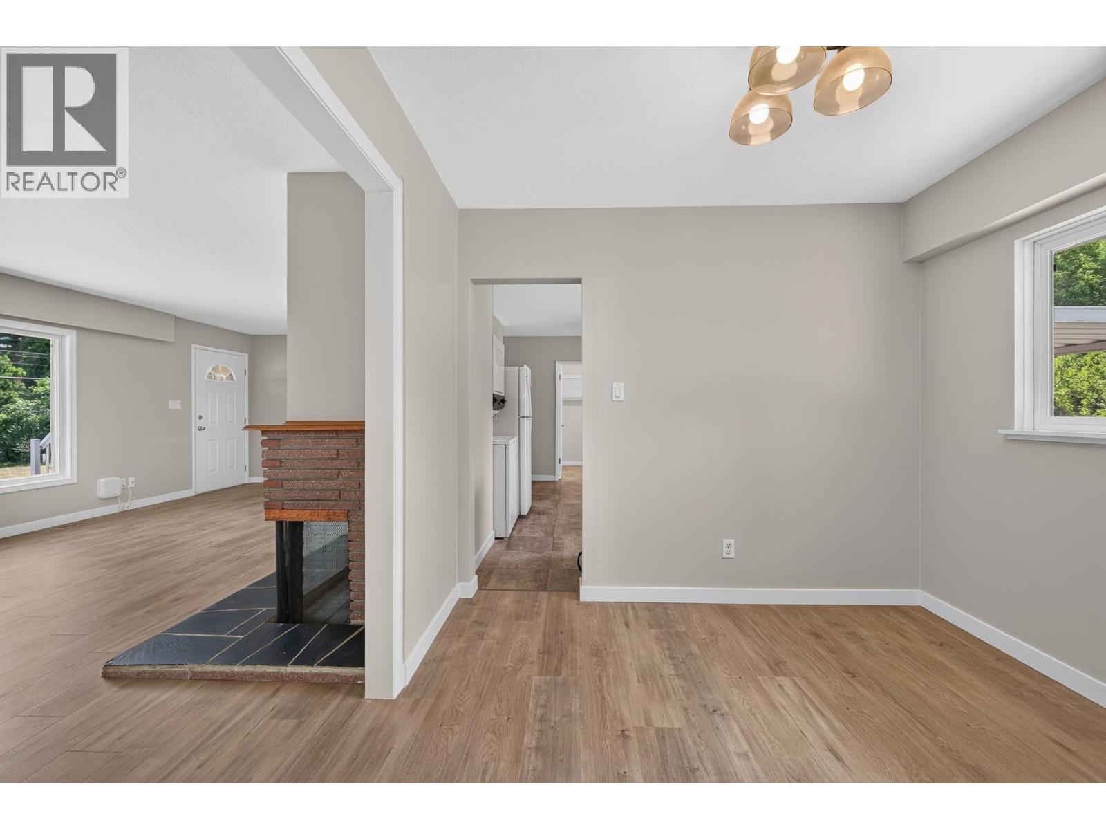 2743 THOMPSON Drive, Kamloops