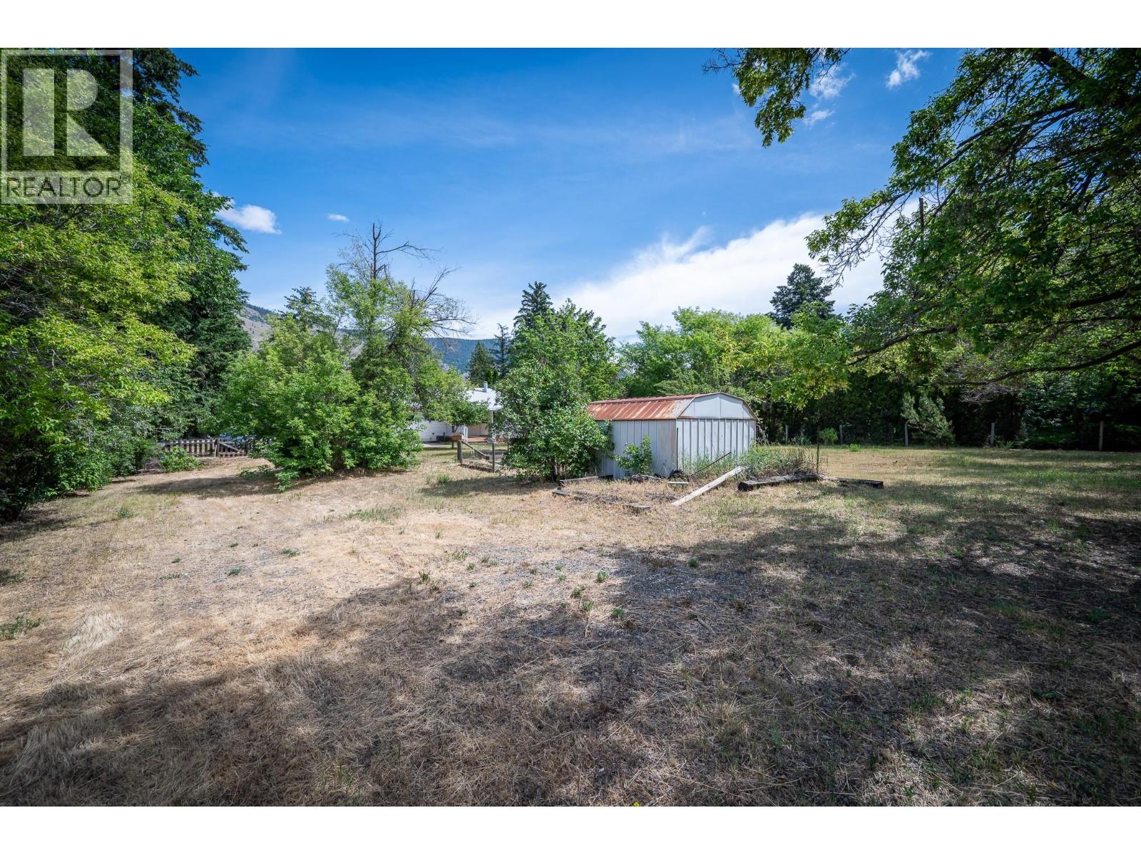 2743 THOMPSON Drive, Kamloops
