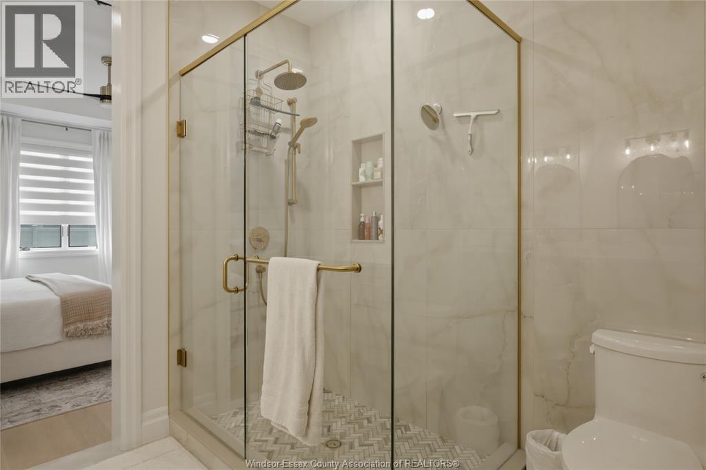 299 XAVIER CIRCLE - 19