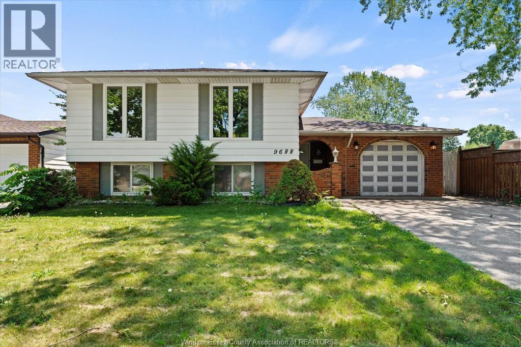 9688 CHESTNUT DRIVE - 1