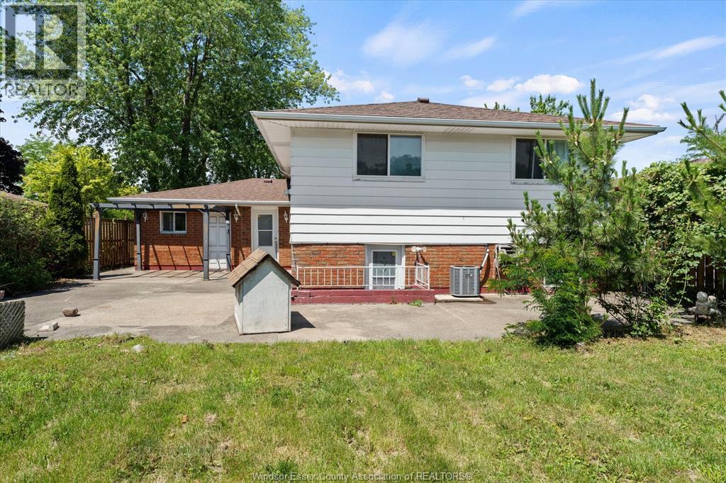 9688 CHESTNUT DRIVE - 34