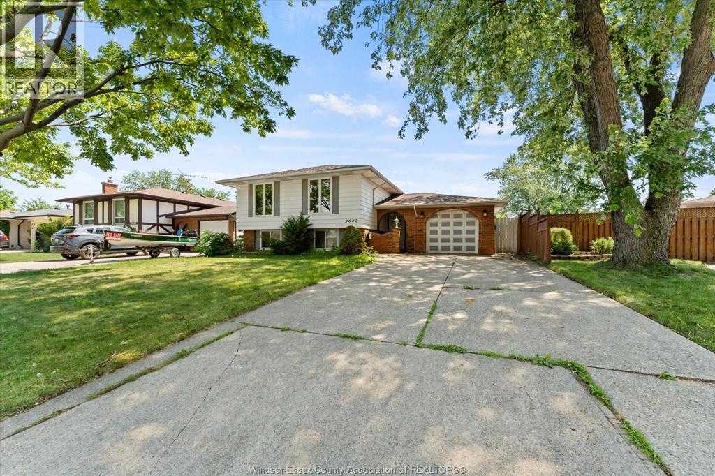 9688 CHESTNUT DRIVE - 4