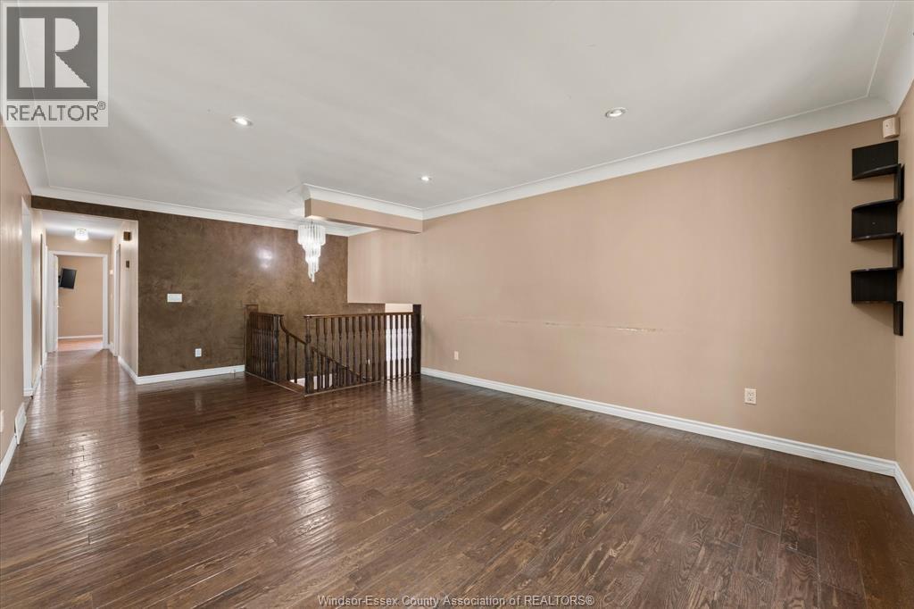 9688 CHESTNUT DRIVE - 7