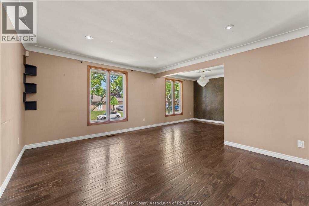 9688 CHESTNUT DRIVE - 8