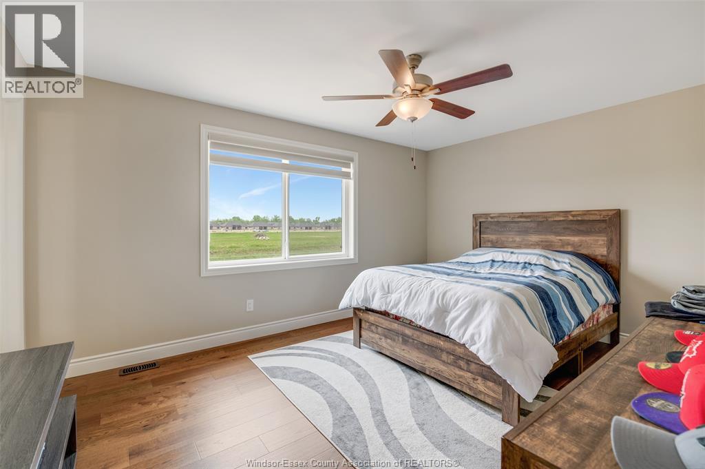 111 KINGSBRIDGE DRIVE - 16