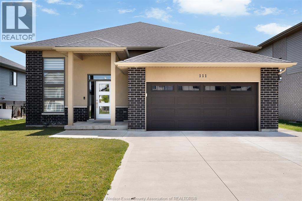 111 KINGSBRIDGE DRIVE - 3