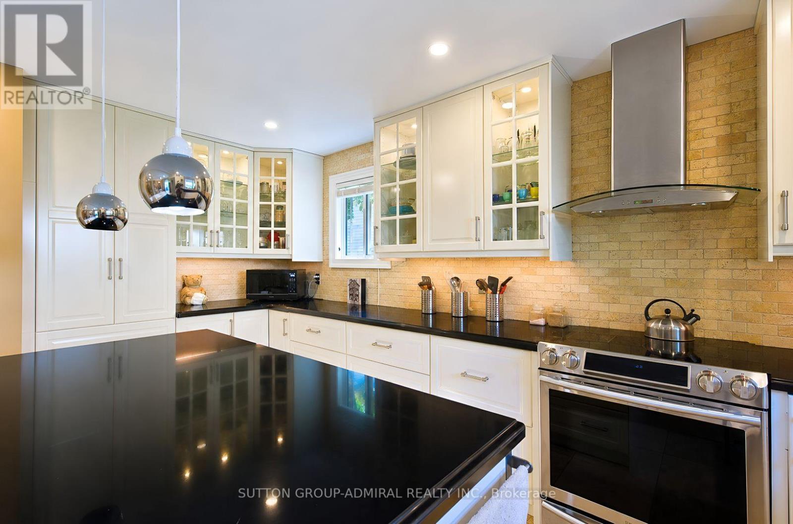 36 GEORGIAN MEADOWS DRIVE - 10