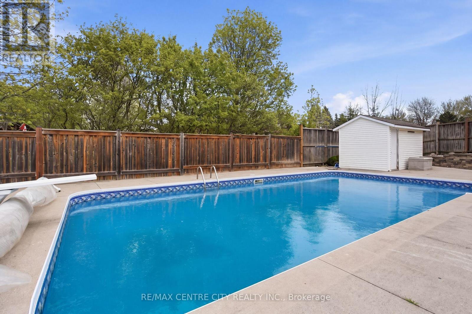 92 MILL STREET - 43