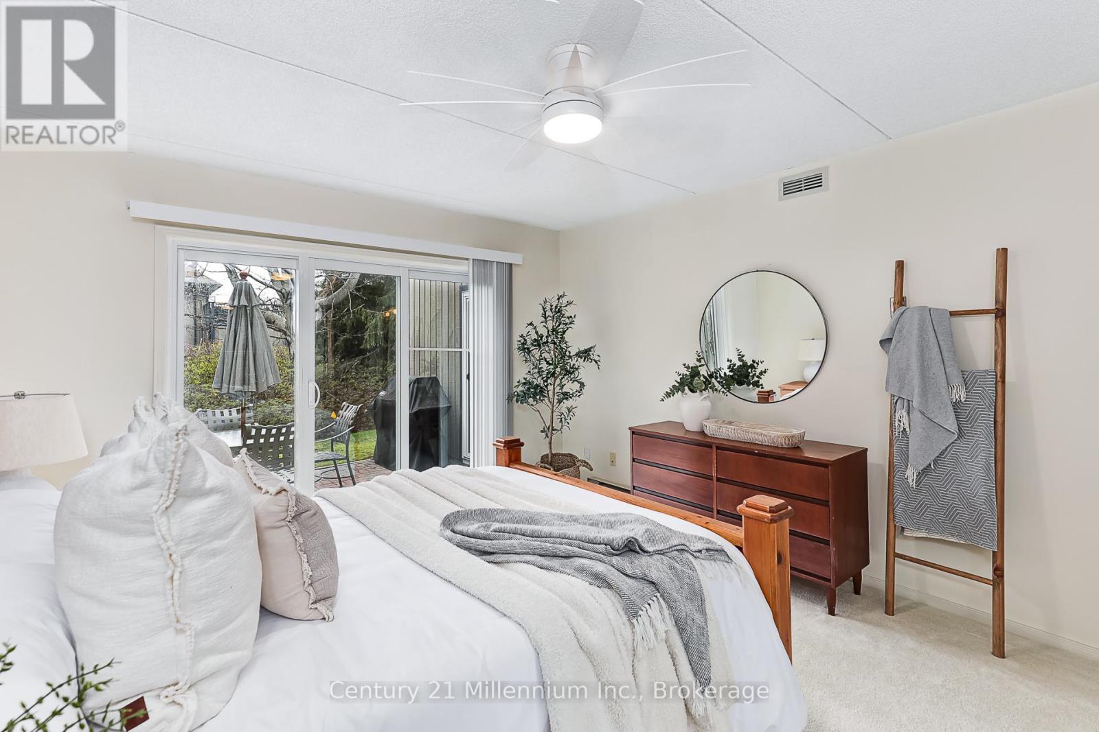 409 MARINERS WAY - 20