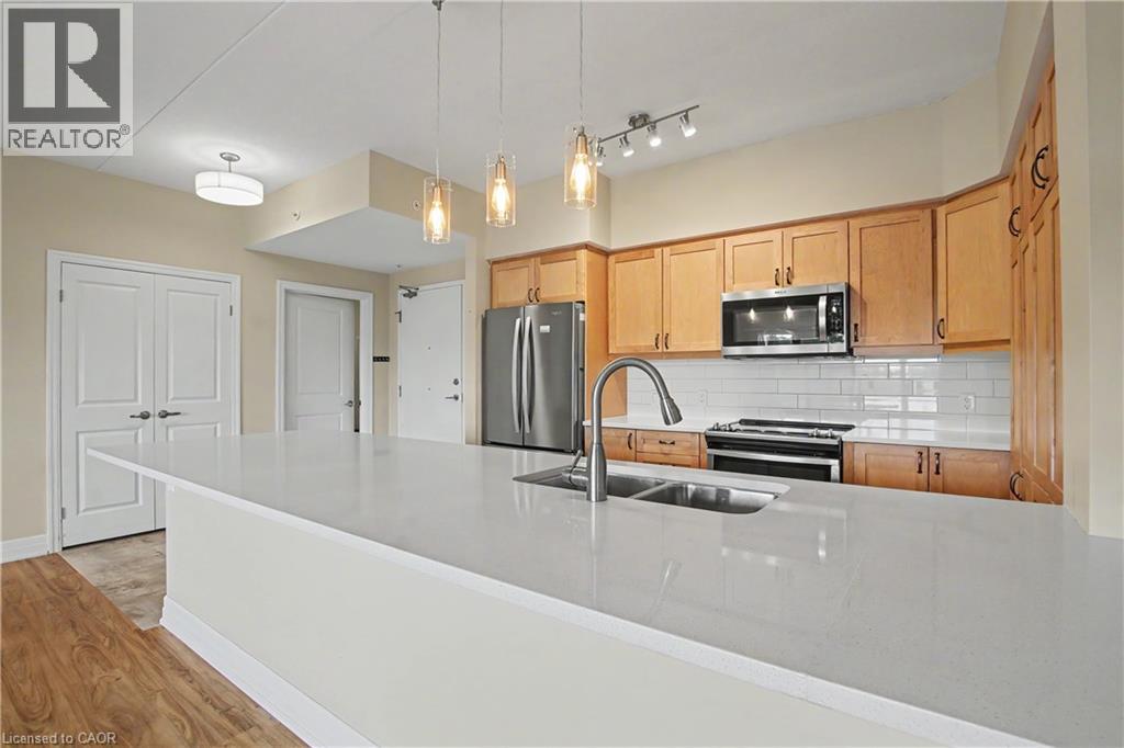 #201 39 SISTER VARGA Terrace - 14