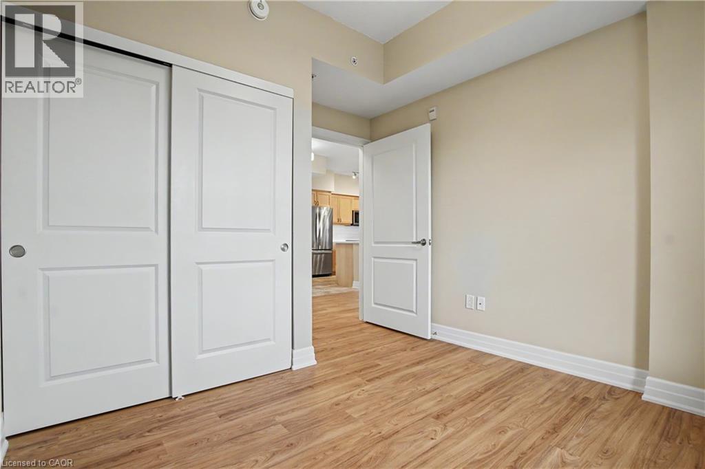 #201 39 SISTER VARGA Terrace - 30