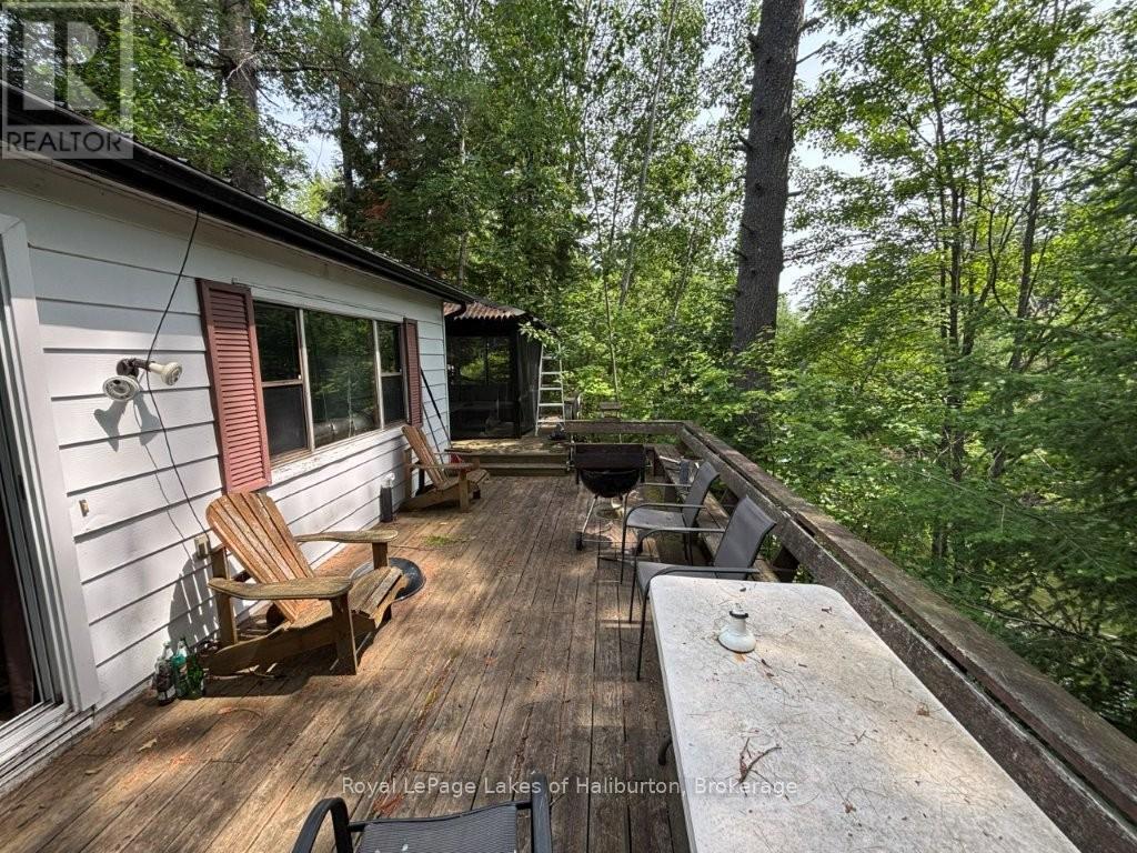 1019 LOYALIST DRIVE - 17