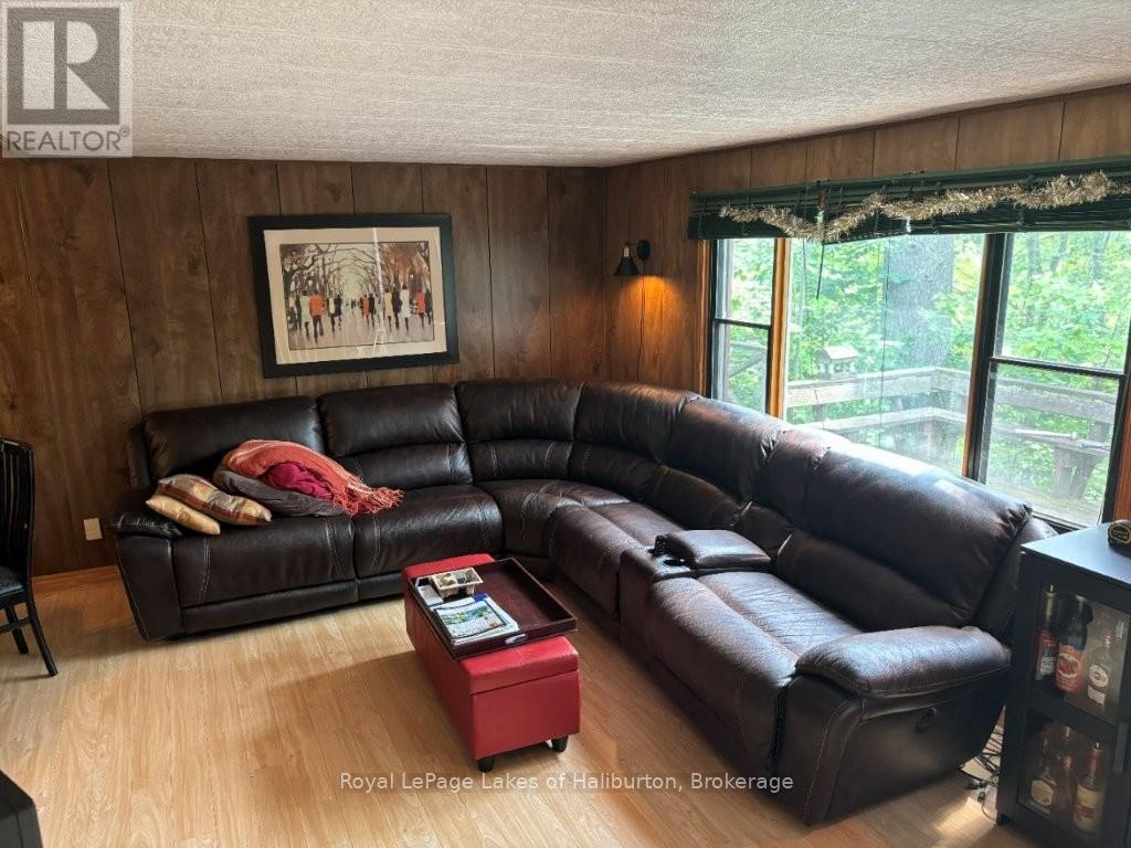 1019 LOYALIST DRIVE - 4
