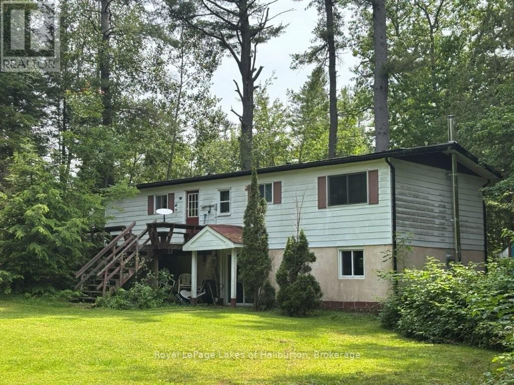 1019 LOYALIST DRIVE - 44