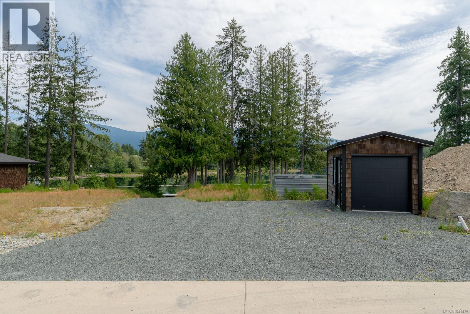 11258 Pine St, Port Alberni