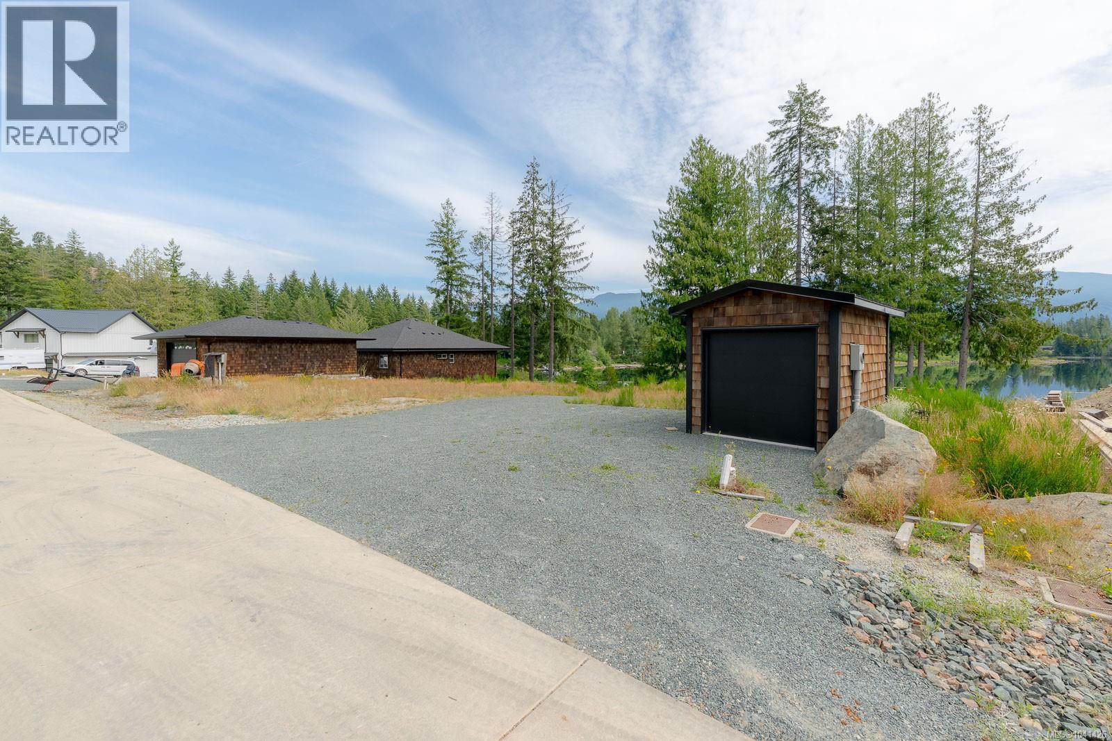 11258 Pine St, Port Alberni