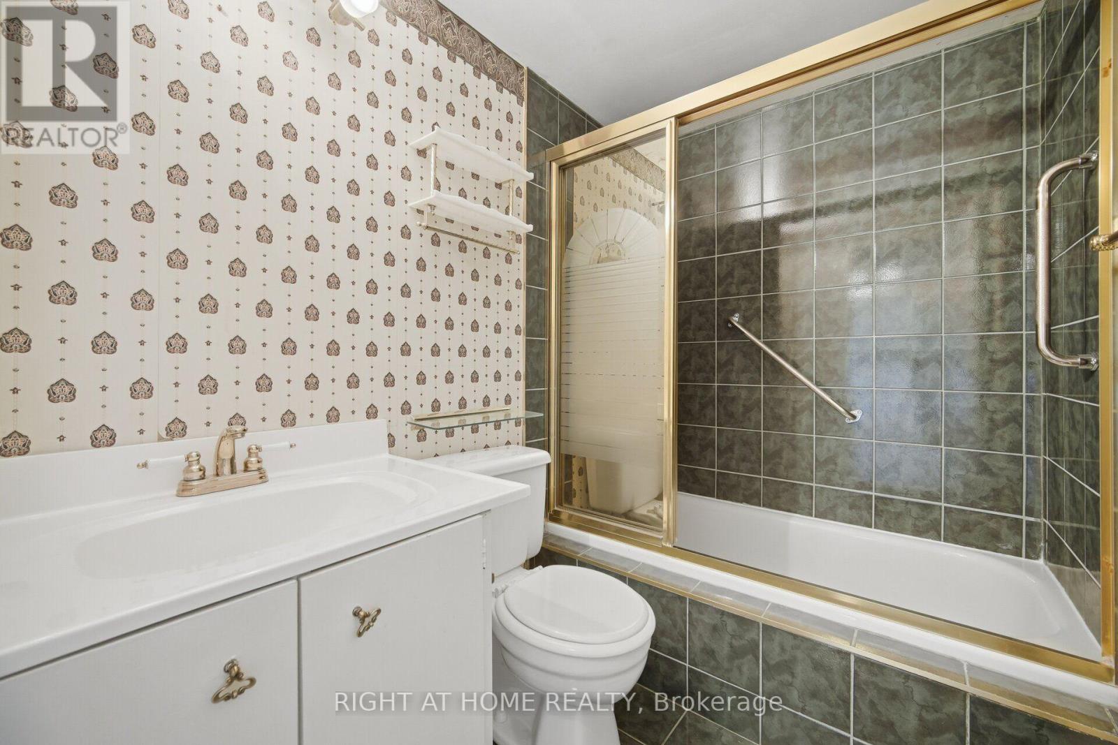 #1104 40 HOMEWOOD AVENUE - Image 28