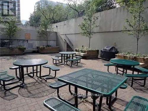 #1104 40 HOMEWOOD AVENUE - 35