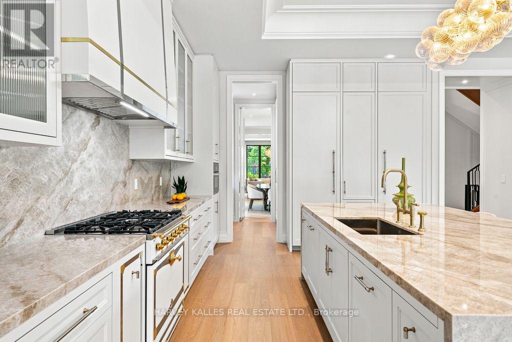 204 FOREST HILL ROAD - 12